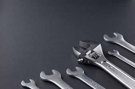 Wrench construction tool